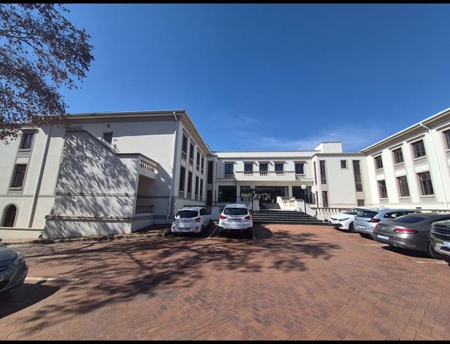 684M² OFFICE TO LET IN SANDTON CENTRAL